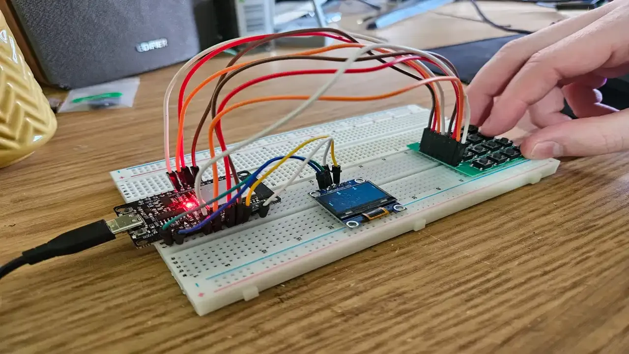 CHIP-8 Emulator Hardware